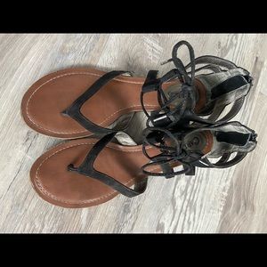 Carlos Santana black tie up sandals size 8